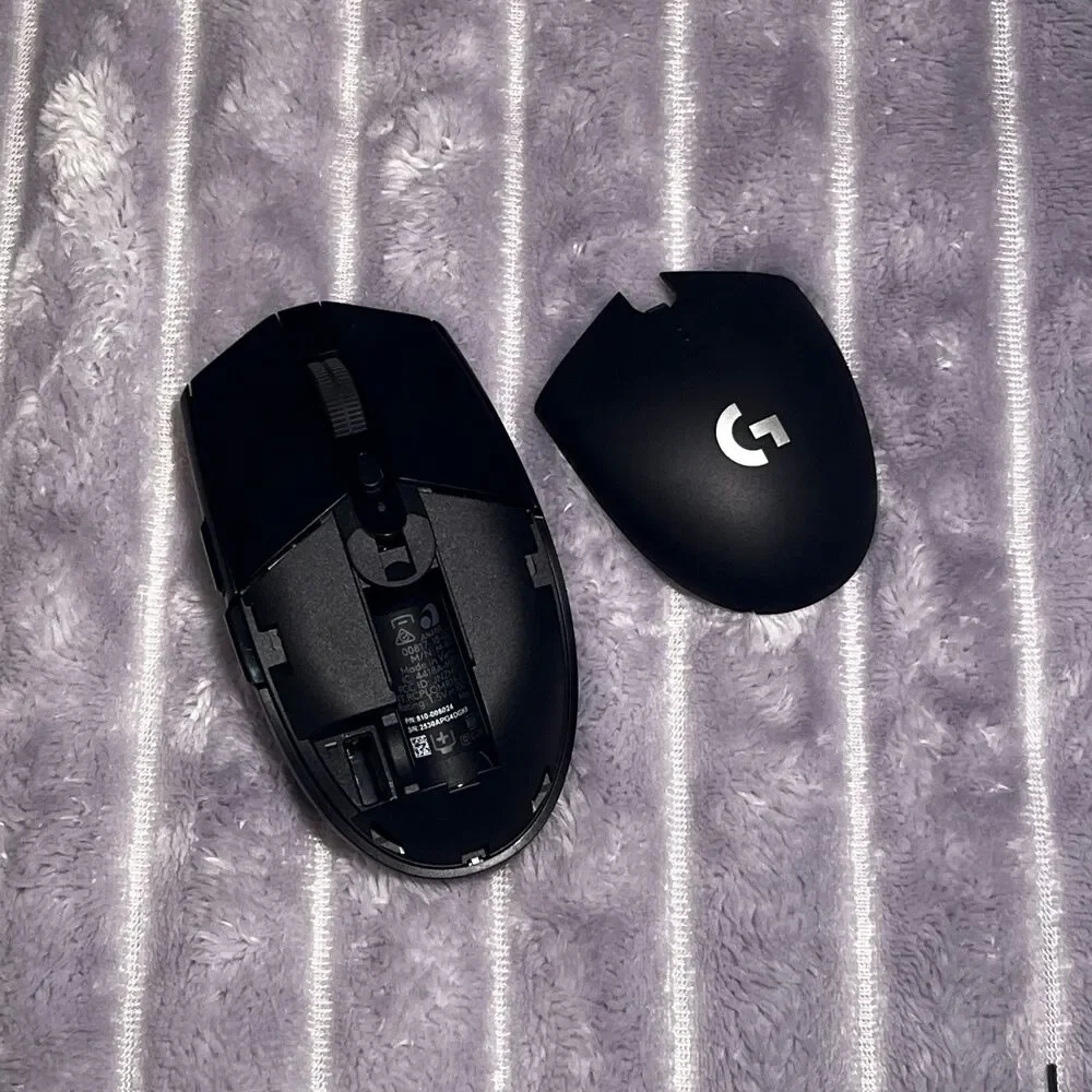 Logitech G305 Wireless Gaming Mouse